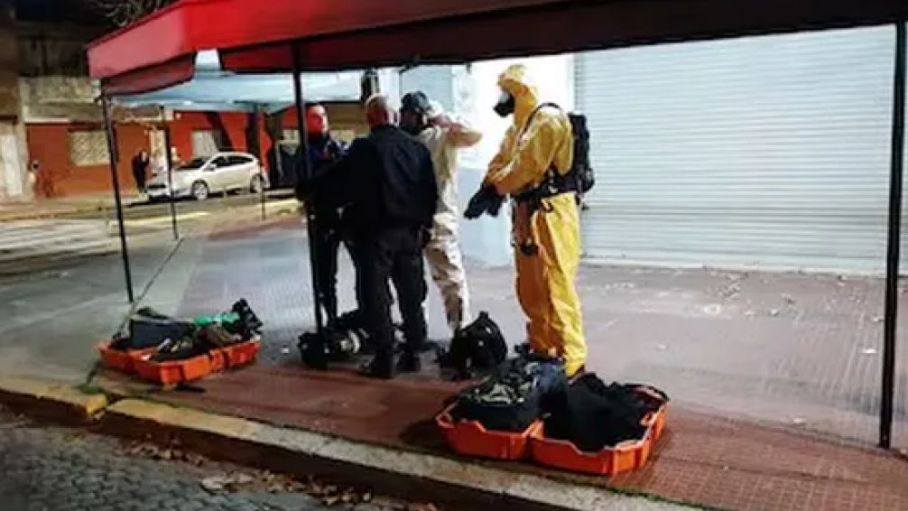 Alerta en Monte Castro: un camión derramó oxígeno líquido frente al Hospital Vélez Sarsfield