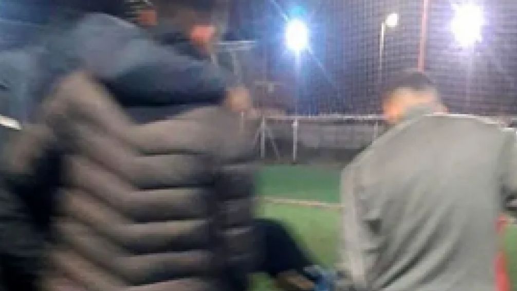 Se fracturó jugando al fútbol 5 y la Justicia ordenó pagarle más de $31 millones