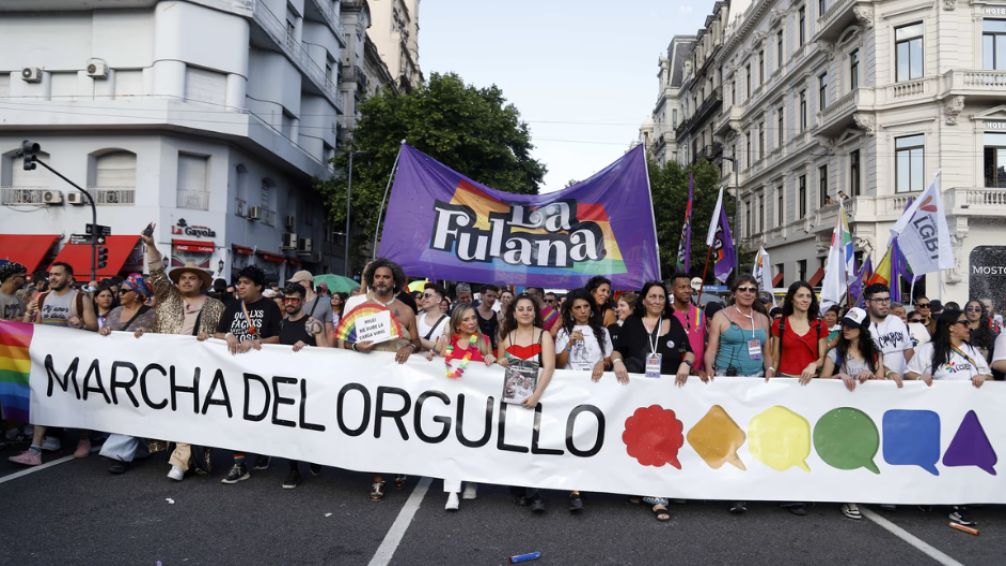 Orgullo 2026: la comunidad LGBTINB+ se movilizará en noviembre con fuertes reclamos políticos