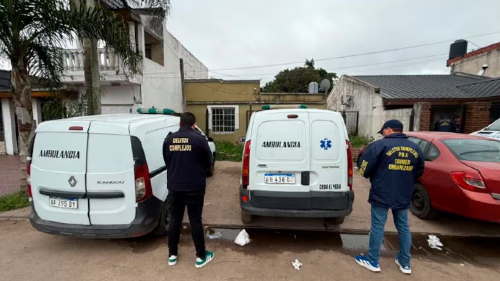 Desbarataron una red de médicos falsos en Florencio Varela: 9 detenidos y ambulancias truchas