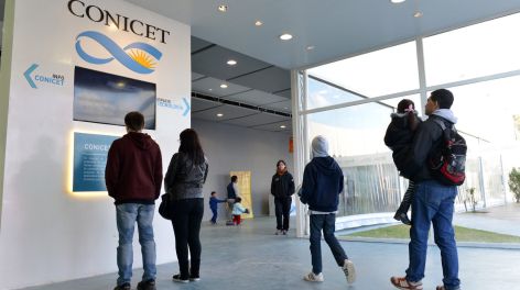 Contundente respuesta a Milei: Diputados busca declarar al Conicet como "baluarte de la Investigación"