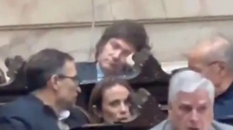 Fernando Iglesias chicaneó a Javier Milei por su "siesta" en el Congreso