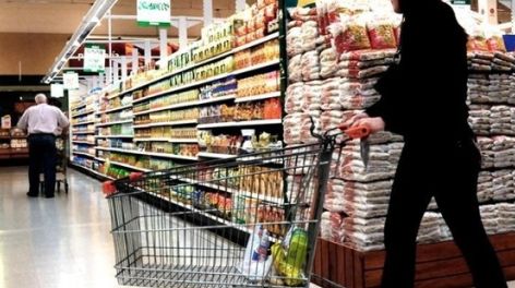 Analistas calculan que la inflación de diciembre superará el 20%