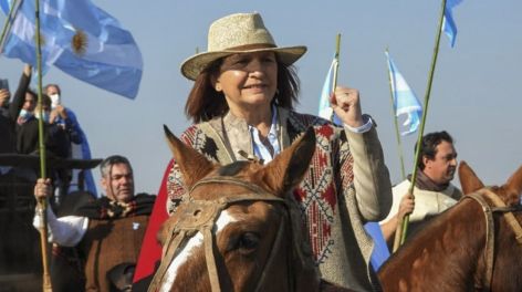 Bullrich salió a pedir respaldo para la ley ómnibus e intenta marcarle la cancha a los legisladores 