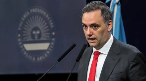 Para Adorni, el gobierno logró "evitar la hiperinflación", aunque "la inflación va a seguir siendo elevada"