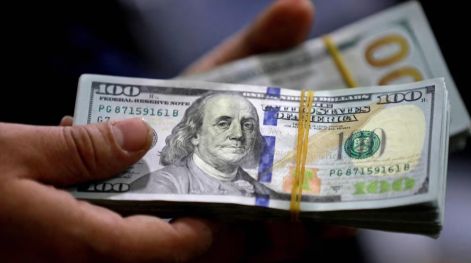 Imparable, el dólar blue quiebra la barrera de los $1200 y marca un nuevo récord histórico