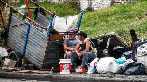 Especialistas vaticinan que la pobreza superará las cifras del peor momento de la pandemia de coronavirus