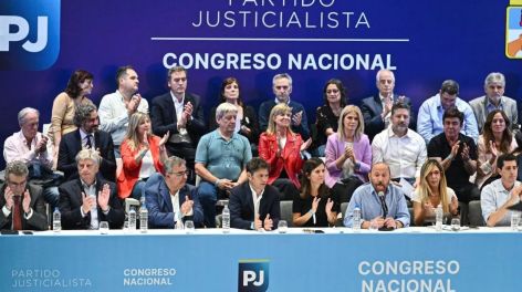El peronismo se reagrupa mientras recrudece la guerra de Milei contra los gobernadores