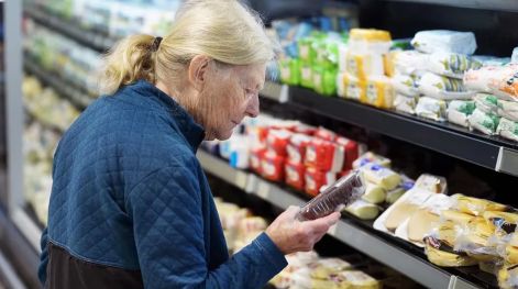 Estiman que la inflación de febrero estará cerca del 15% y el gobierno se mantiene expectante