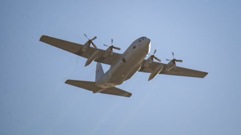 Aviones con la bandera de EEUU generaron inquietud y rechazo al sobrevolar el conurbano