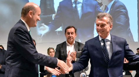 Sturzenegger cruzó a Macri: "Lo que Mauricio no logró en cuatro años, Milei lo hizo en un mes"