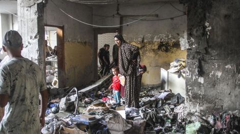 Israel ataca un colegio en Gaza y mata a más de 100 personas que se refugiaban allí