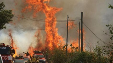 Reunión entre el Gobierno y la oposición: Córdoba evalúa el impacto de los incendios