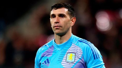 Alarma en la Selección argentina: 'Dibu' Martínez salió lesionado y preocupa de cara al Mundial 2026