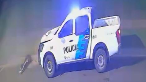 Don Orione: un móvil policial atropelló a un peatón y está grave