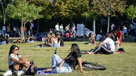 Del abrigo al calor: el AMBA tendrá un fuerte repunte térmico esta semana