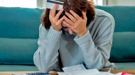 Crisis económica en la Provincia: cayeron las ventas, se perdieron 79.000 empleos y crece la deuda familiar
